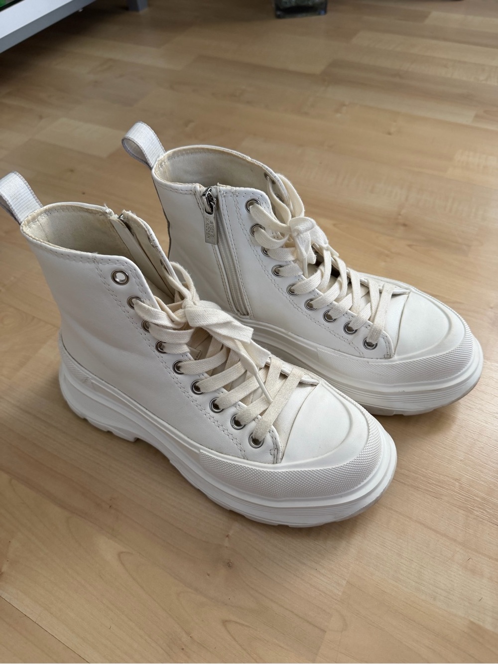 Steve Madden Captor White Platform High Top Sneakers Women’s 6.5